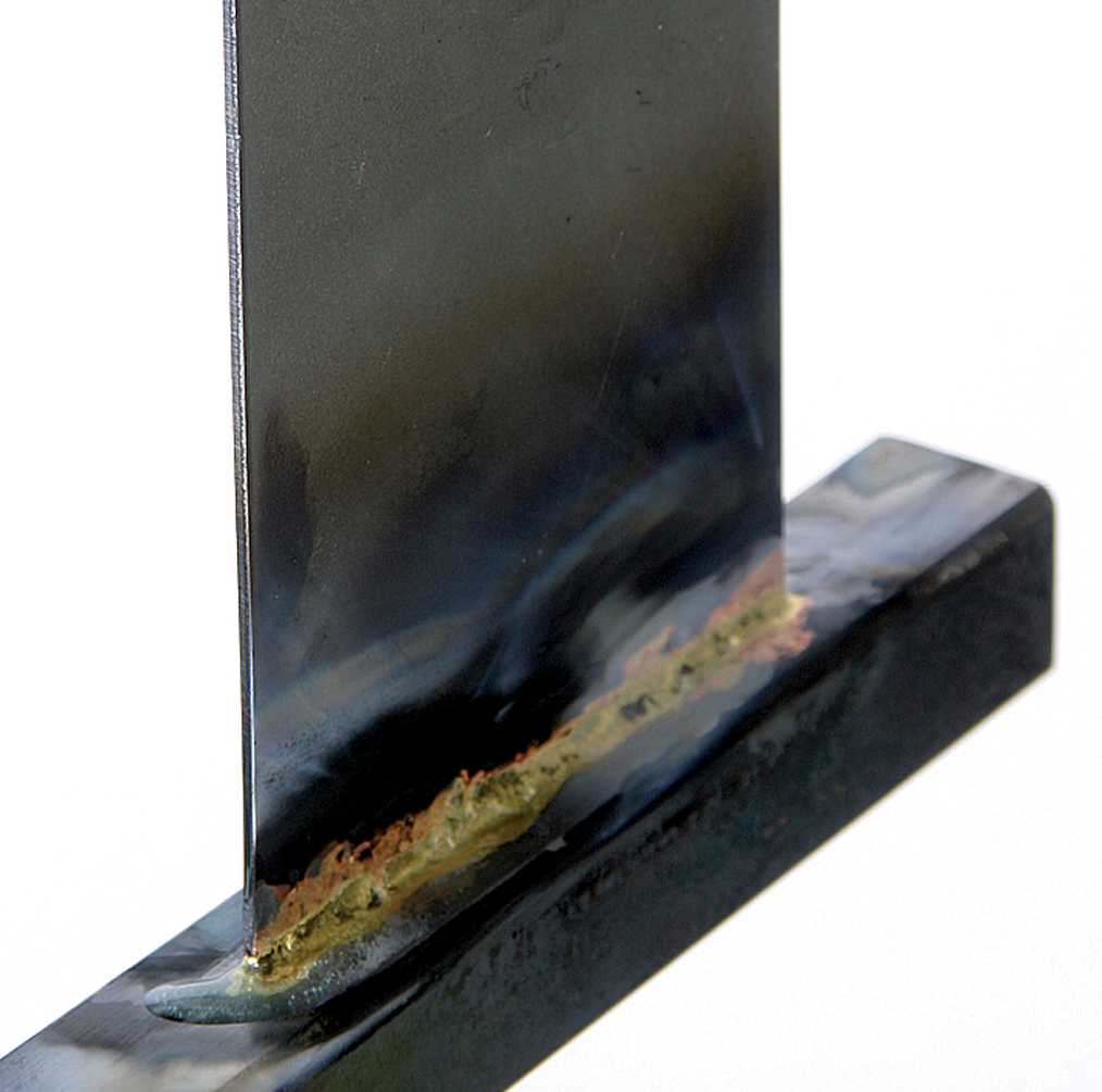 Brasage d’une plaque d’acier sur un tube d’acier