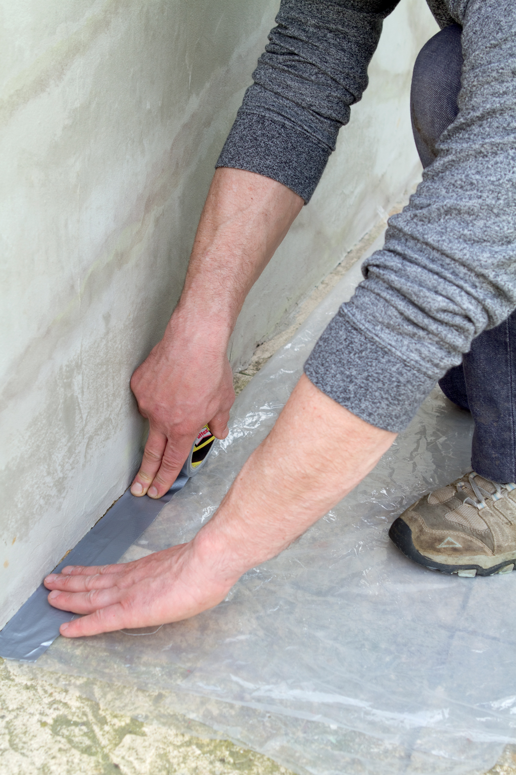 Humidité : protéger un bas de mur