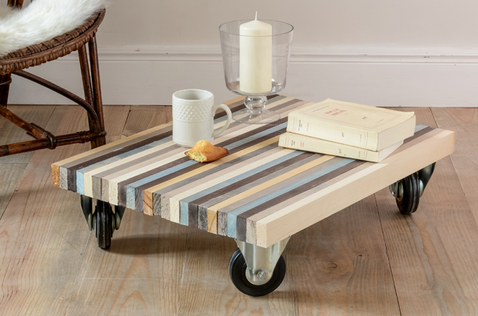 Fabriquer une table basse avec des planches