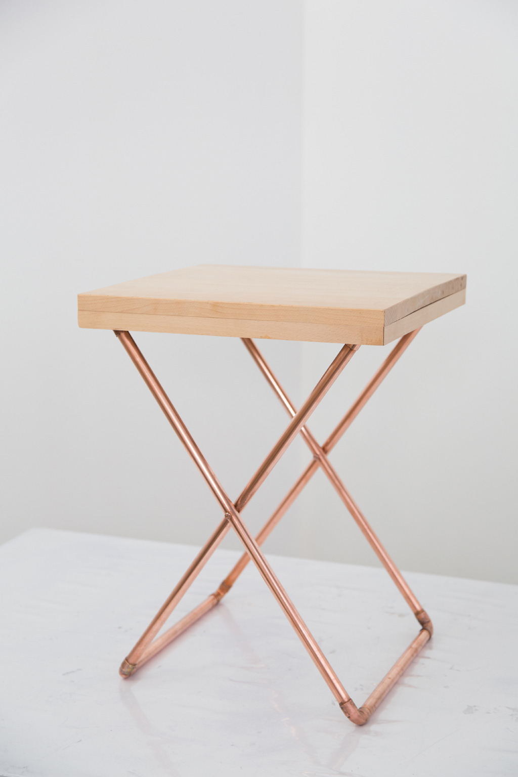 Creer une table d'appoint Cross